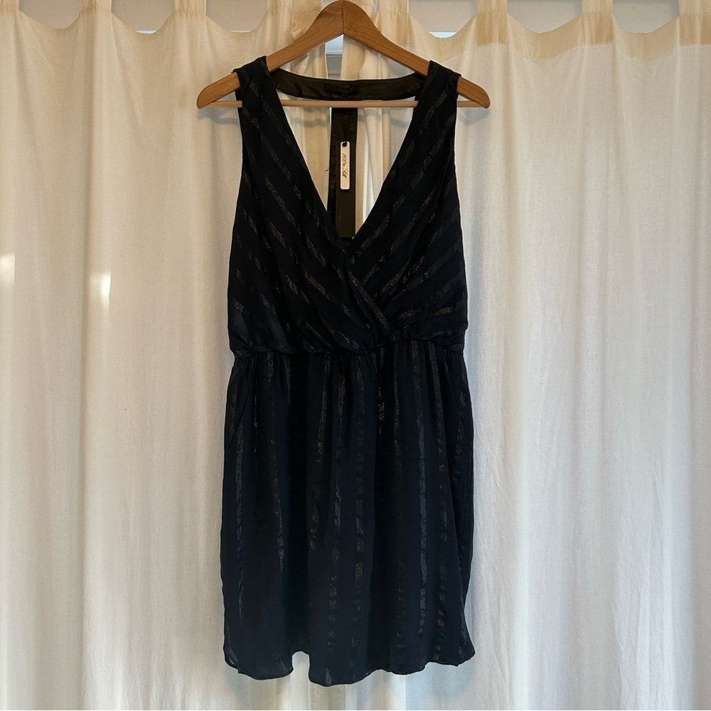 🆕 ARYN K | NWT Silk Navy Dress with Stripes & Faux Leather Back Strap Size Large